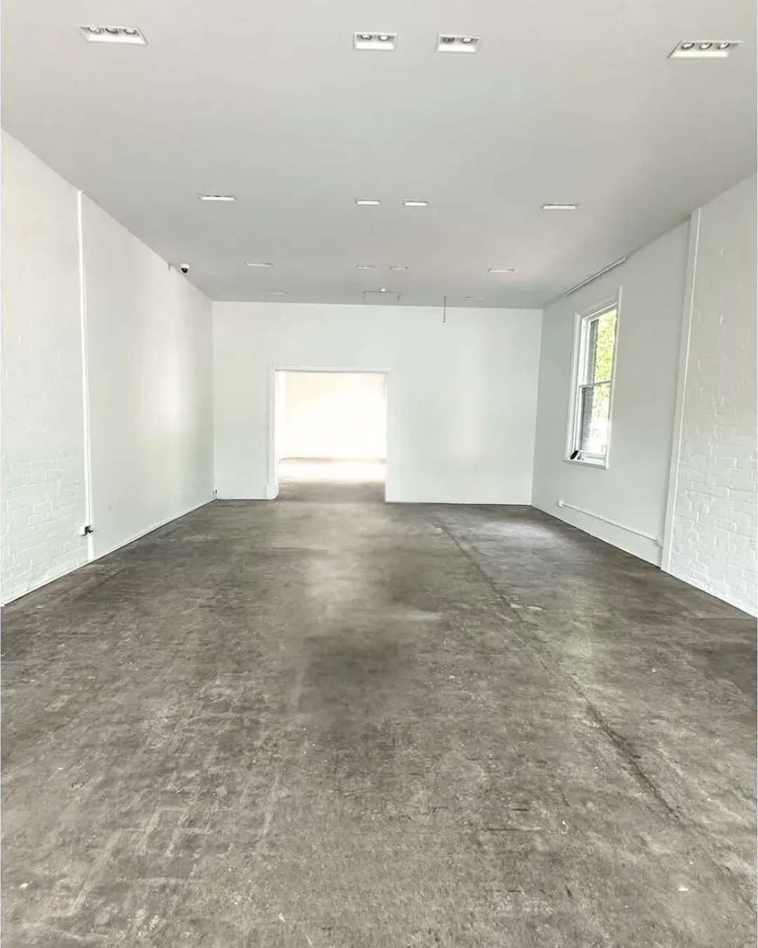 Salon & Lash Studio - Before