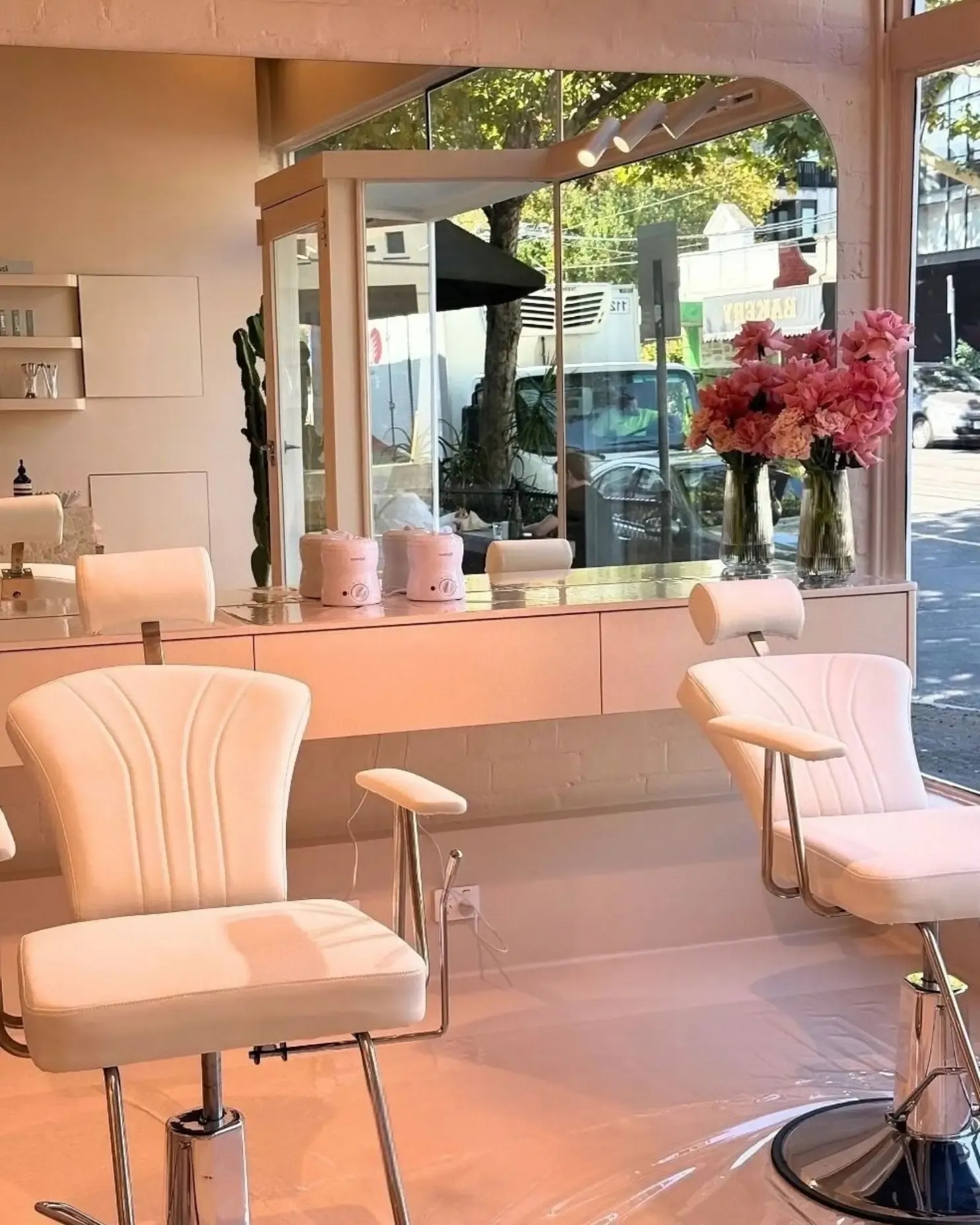 Salon & Lash Studio - After